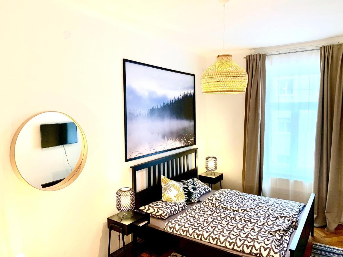 Urban City Retreat - By Nahuen Suites Graz Kültér fotó