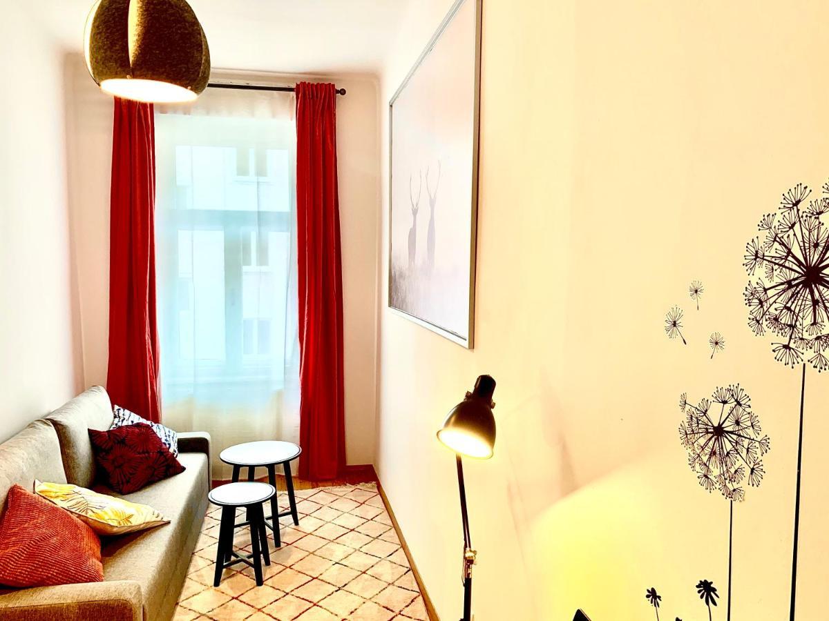 Urban City Retreat - By Nahuen Suites Graz Kültér fotó